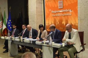 A Perugia il convegno “Oltre il silenzio”: difesa civica, accesso e trasparenza al centro del confronto nazionale.